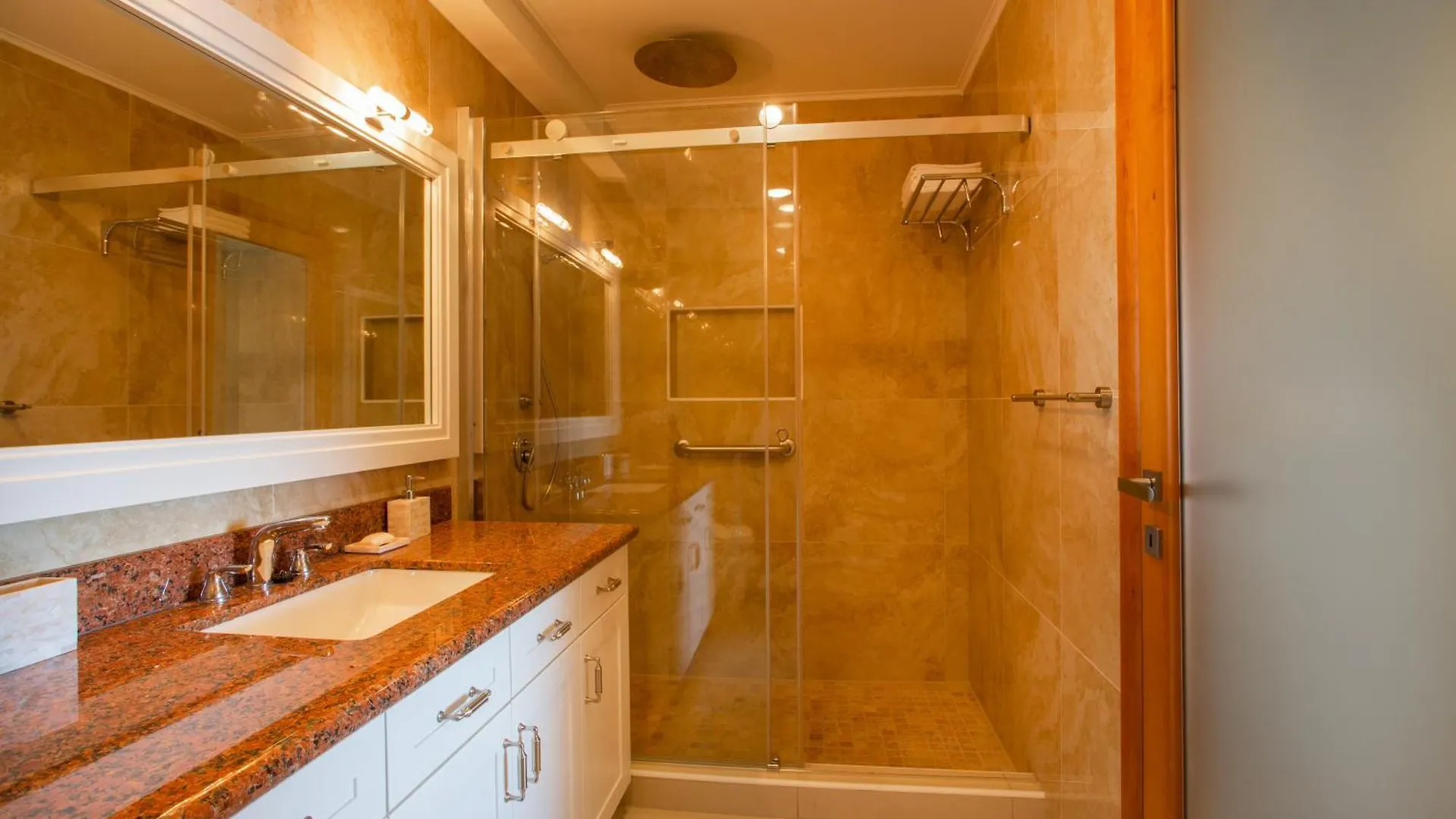 Daire The Strand - The Beach, Penthouse 4A Willemstad Curaçao